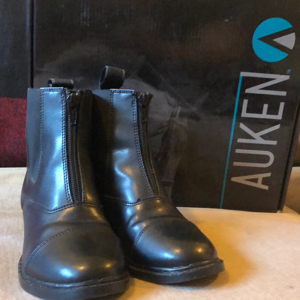 Kids Auken Riding Boots- Size 1 - Picture 2 of 7